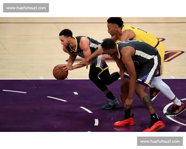 即时篮球比分查询,精准获取最新赛事结果与球队表现分析 即时篮球比分查询,精准获取最新赛事结果与球队表现分析